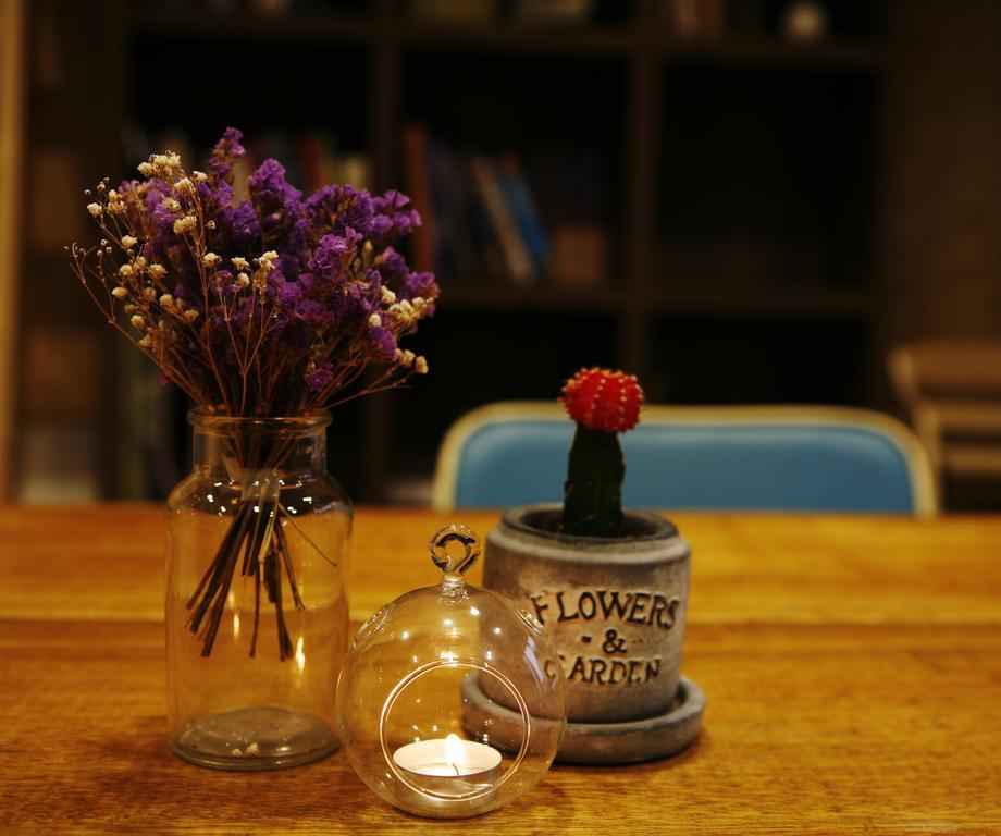 Lee & No Guesthouse Hongdae Сеул Екстер'єр фото