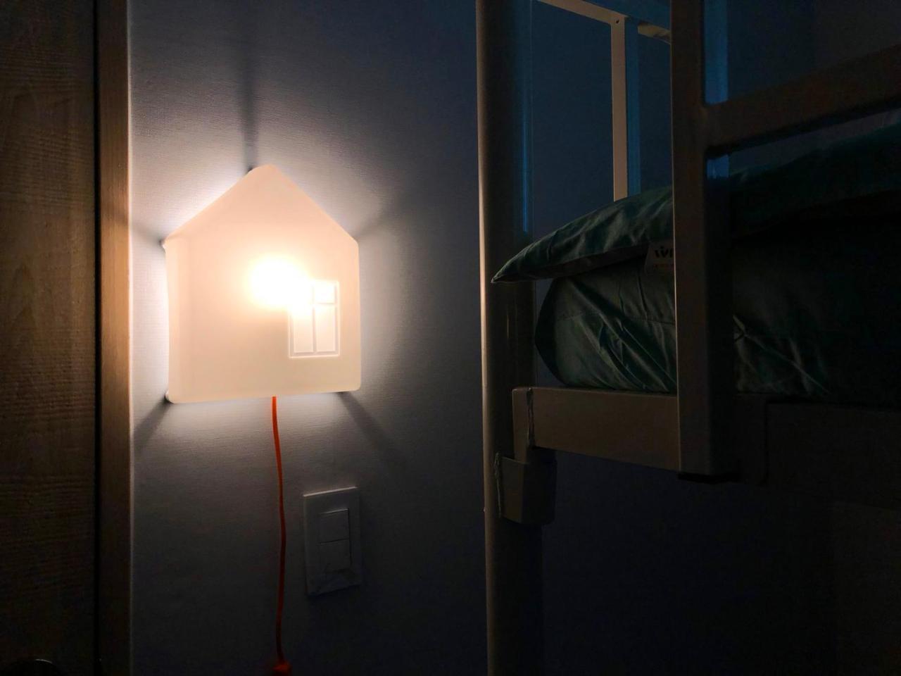 Lee & No Guesthouse Hongdae Сеул Екстер'єр фото