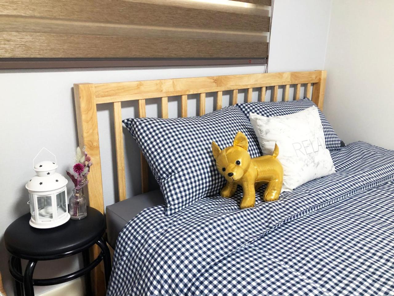 Lee & No Guesthouse Hongdae Сеул Екстер'єр фото